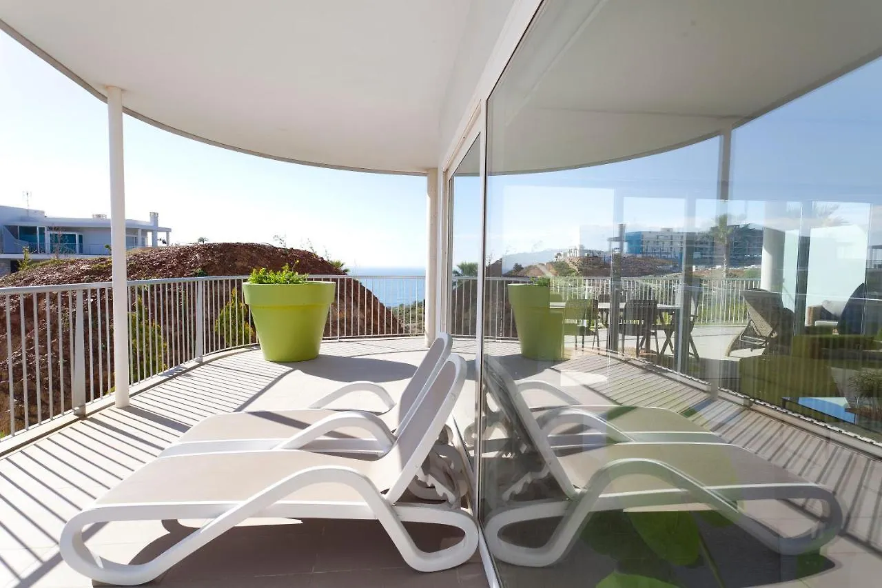 Apartman El Higueron. South Beach 4. 3 Bedrooms, Sea Views, Terrace And Pool Benalmádena