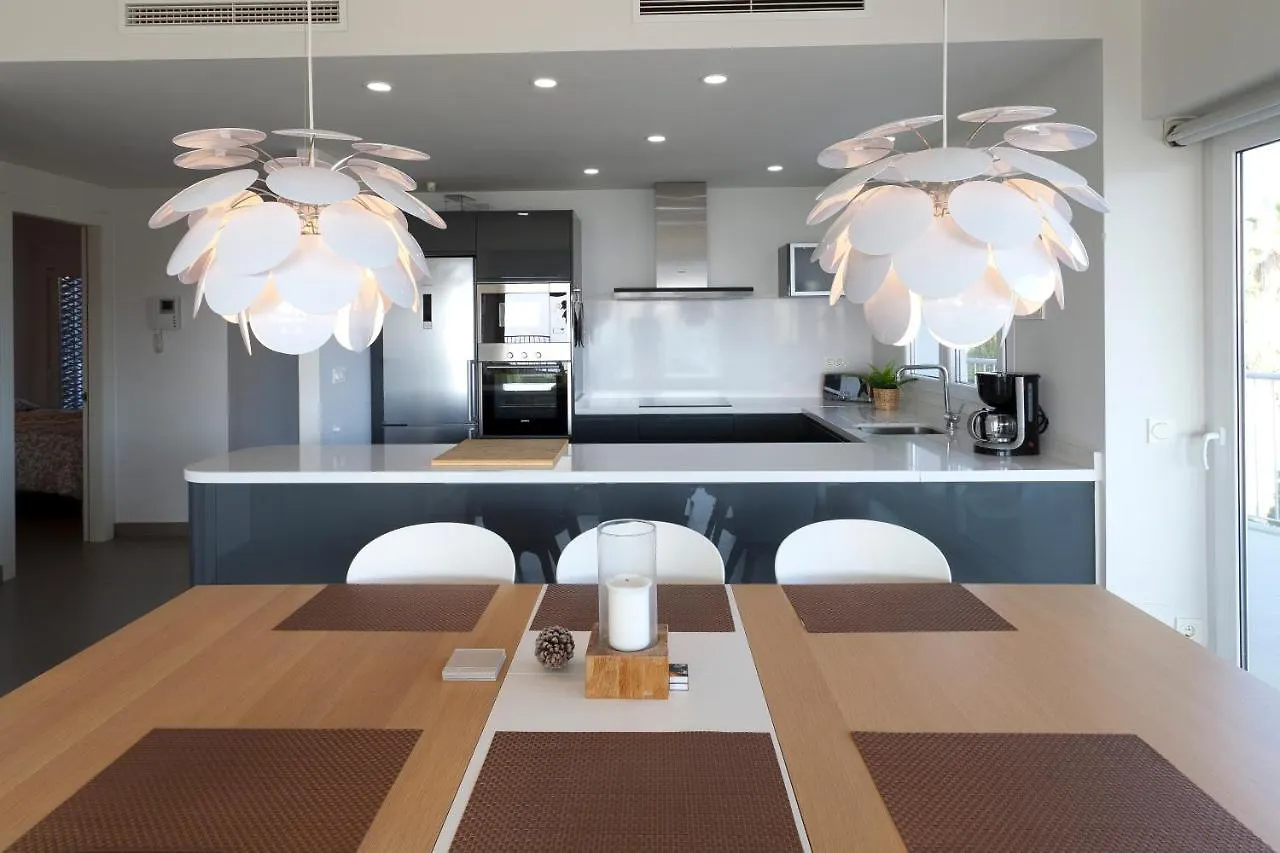 Apartman El Higueron. South Beach 4. 3 Bedrooms, Sea Views, Terrace And Pool Benalmádena